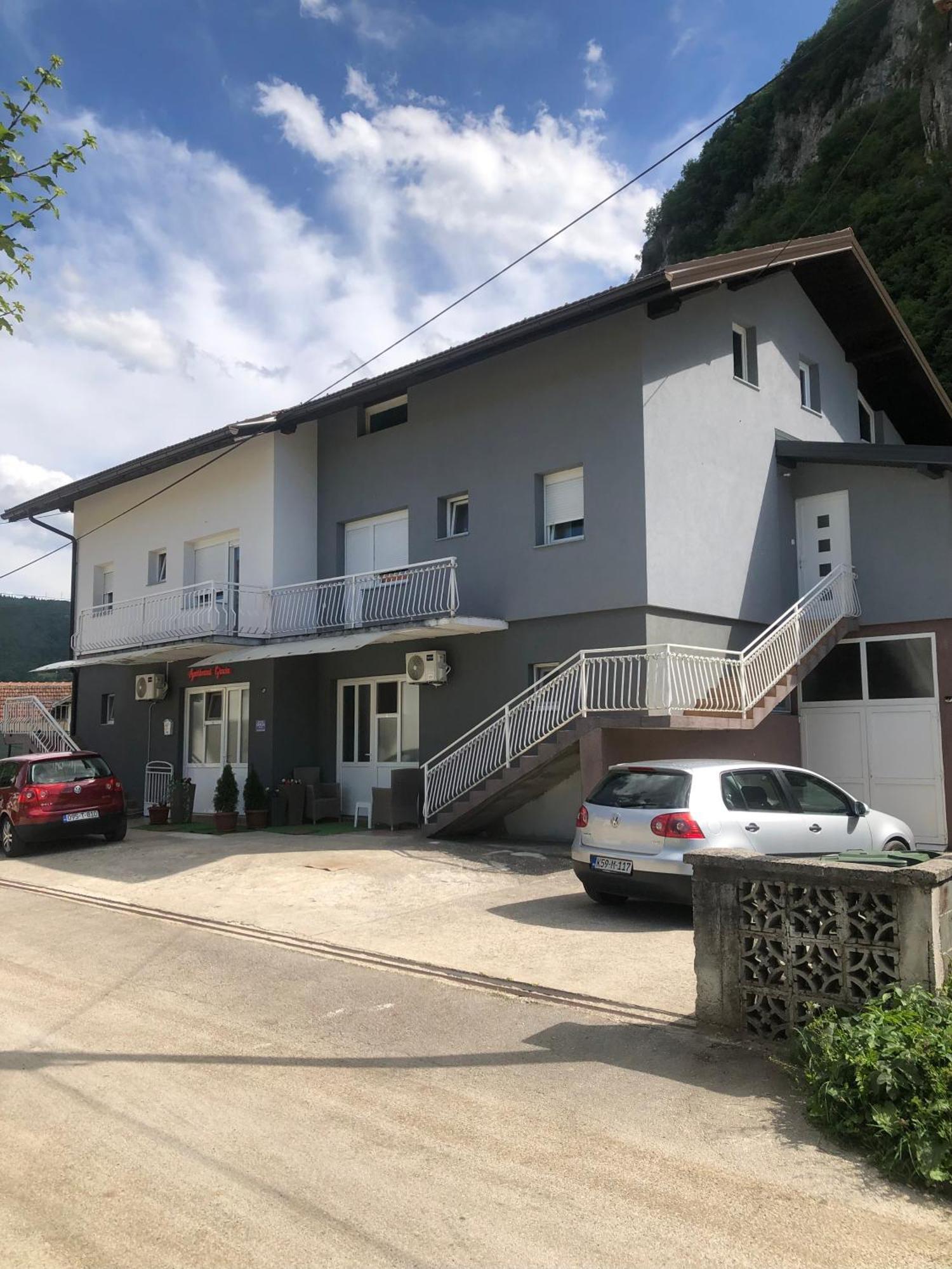 Gracia Apartman Jajca Kültér fotó